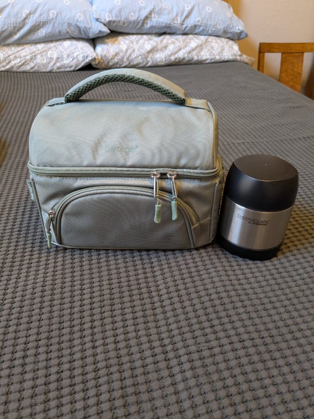 Bentgo Deluxe Lunch Bag with Lunch Box and Thermos